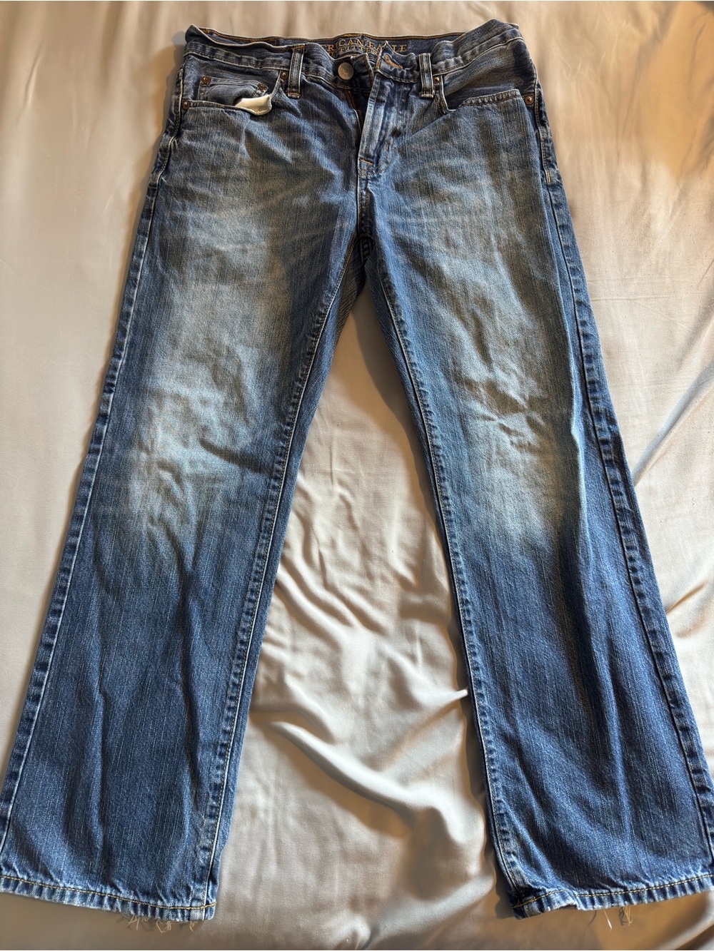 American Eagle Outfitters Men's Bootcut Jeans in Faded Blue